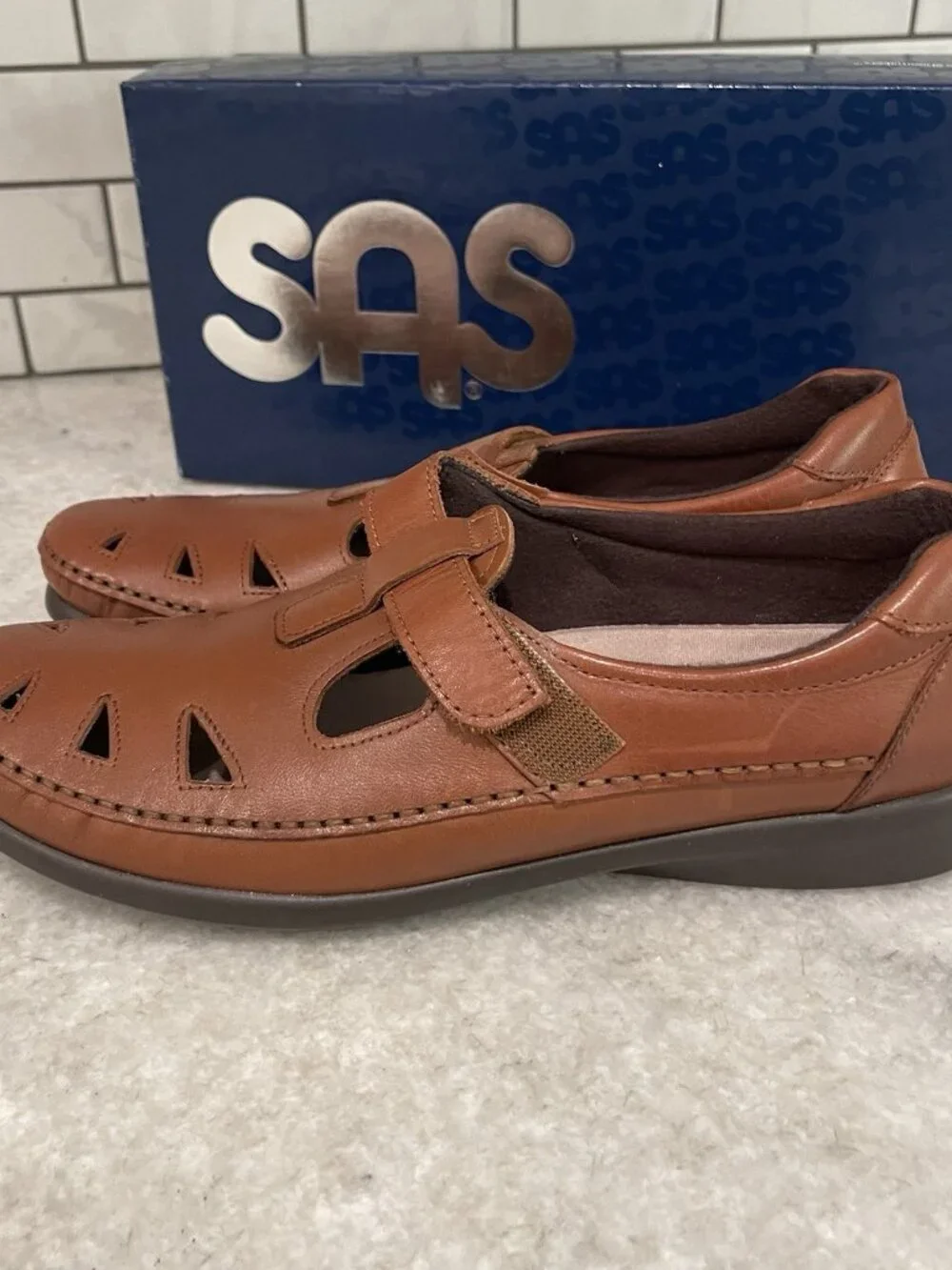 SAS  Shoes Womens 9.5 Brown Leather Roamer Chestnut Tripad Comfort Made in USA